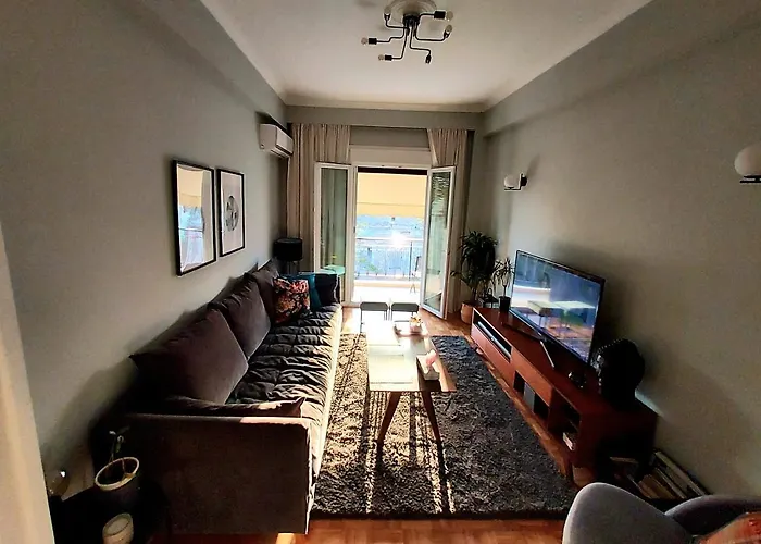Fully Equiped Design Apartment With Excellent View/ Easy Parking