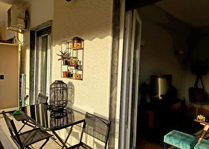 Fully Equiped Design Apartment With Excellent View/ Easy Parking